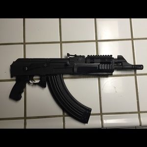 Meet your Posher, Frank